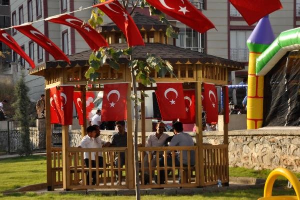 Çocukların park sevinci