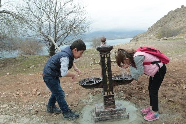 Van Gölü'ndeki Akdamar Adası İçme Suyuna Kavuştu