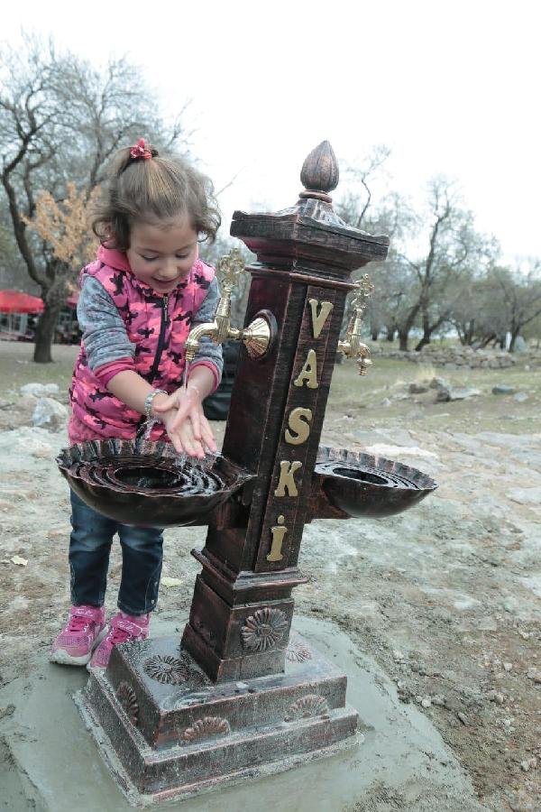 Van Gölü'ndeki Akdamar Adası İçme Suyuna Kavuştu