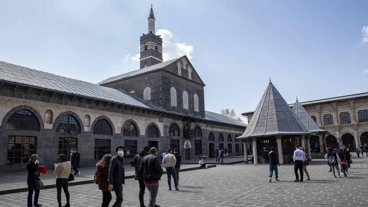 diyarbakir-ulucami.jpg