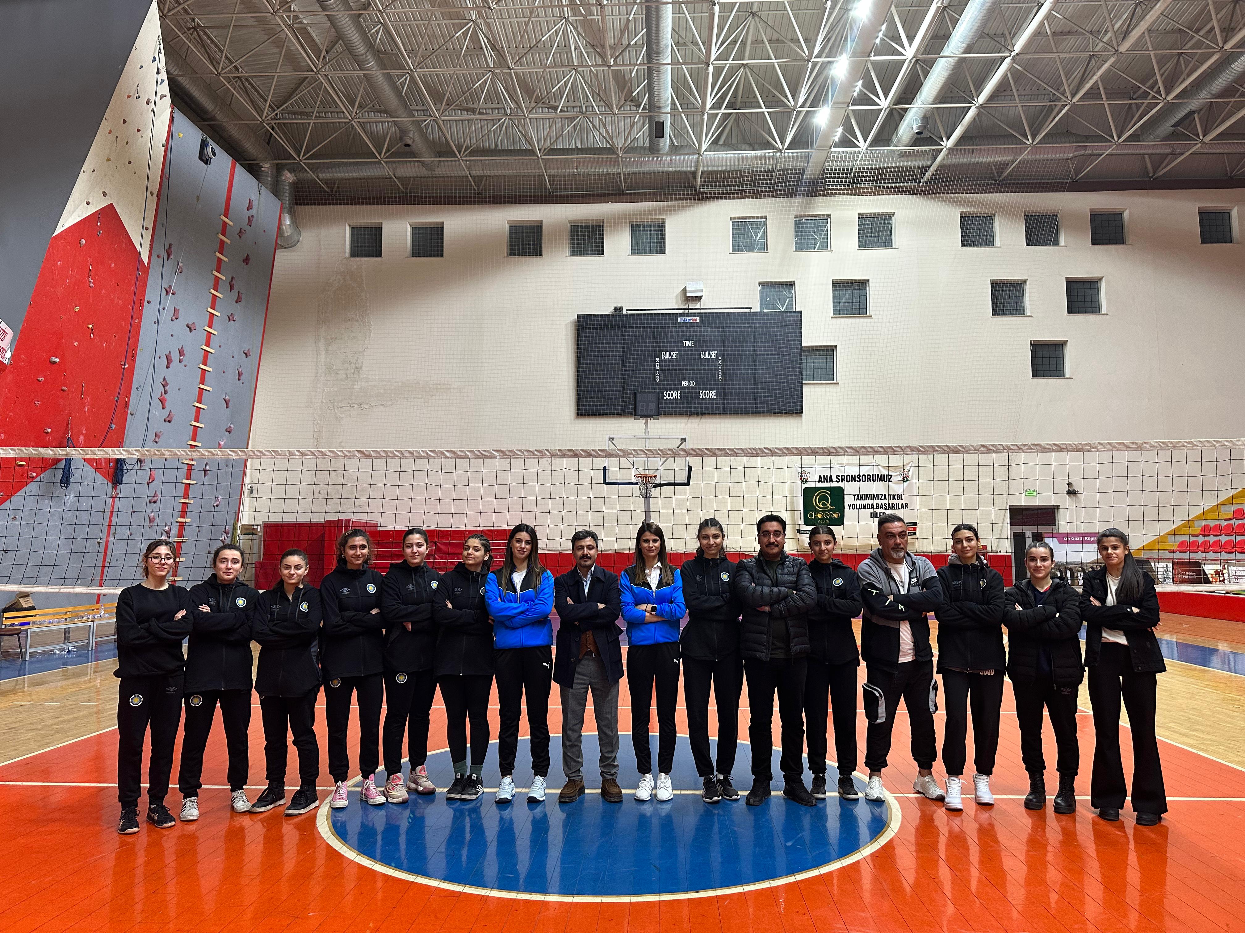 yildiz-voleybol-takimi-2.jpeg