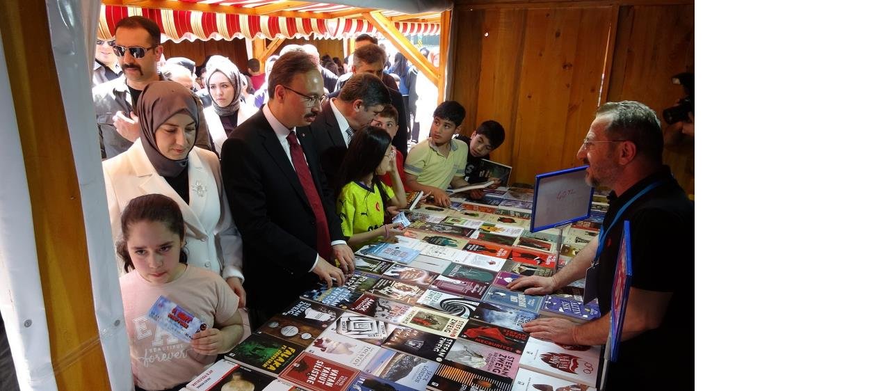 siirt-kitap-fuari1.jpg