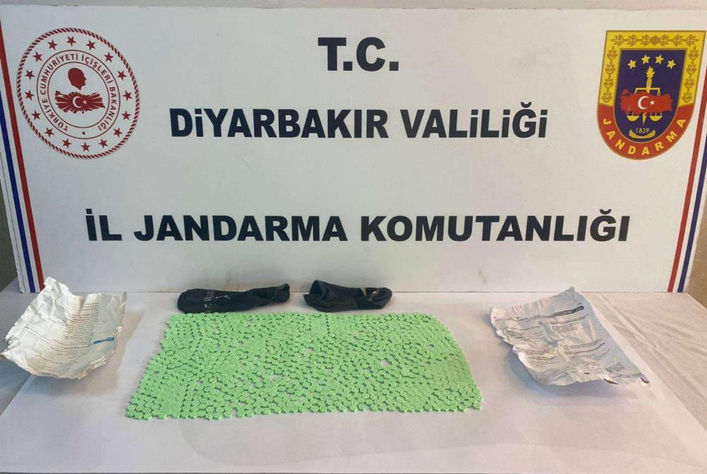 diyarbakirda-hastane-bahcesinde-uyusturucu-ticareti.jpg