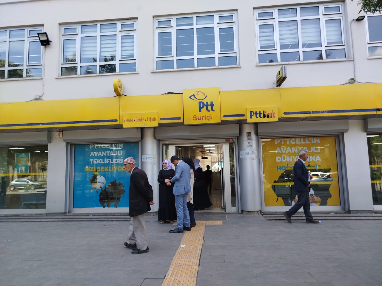 pttde-personel-eksikligi-vatandasin-tepkisine-yolacti-3.jpeg