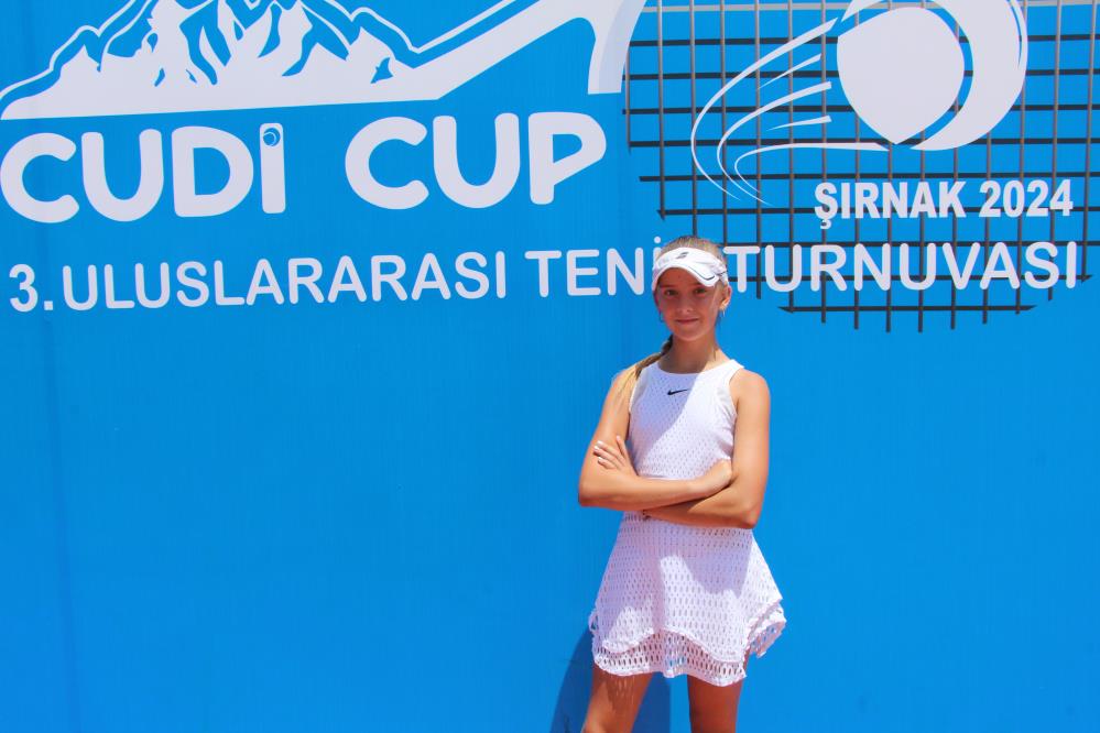 cudi-dagi-manzarali-tenis-turnuvasi2.jpg