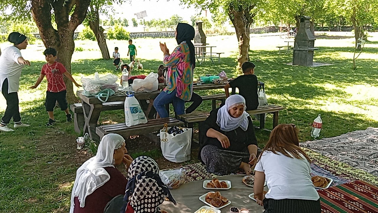 kadin-muhtar-piknik-2.jpeg