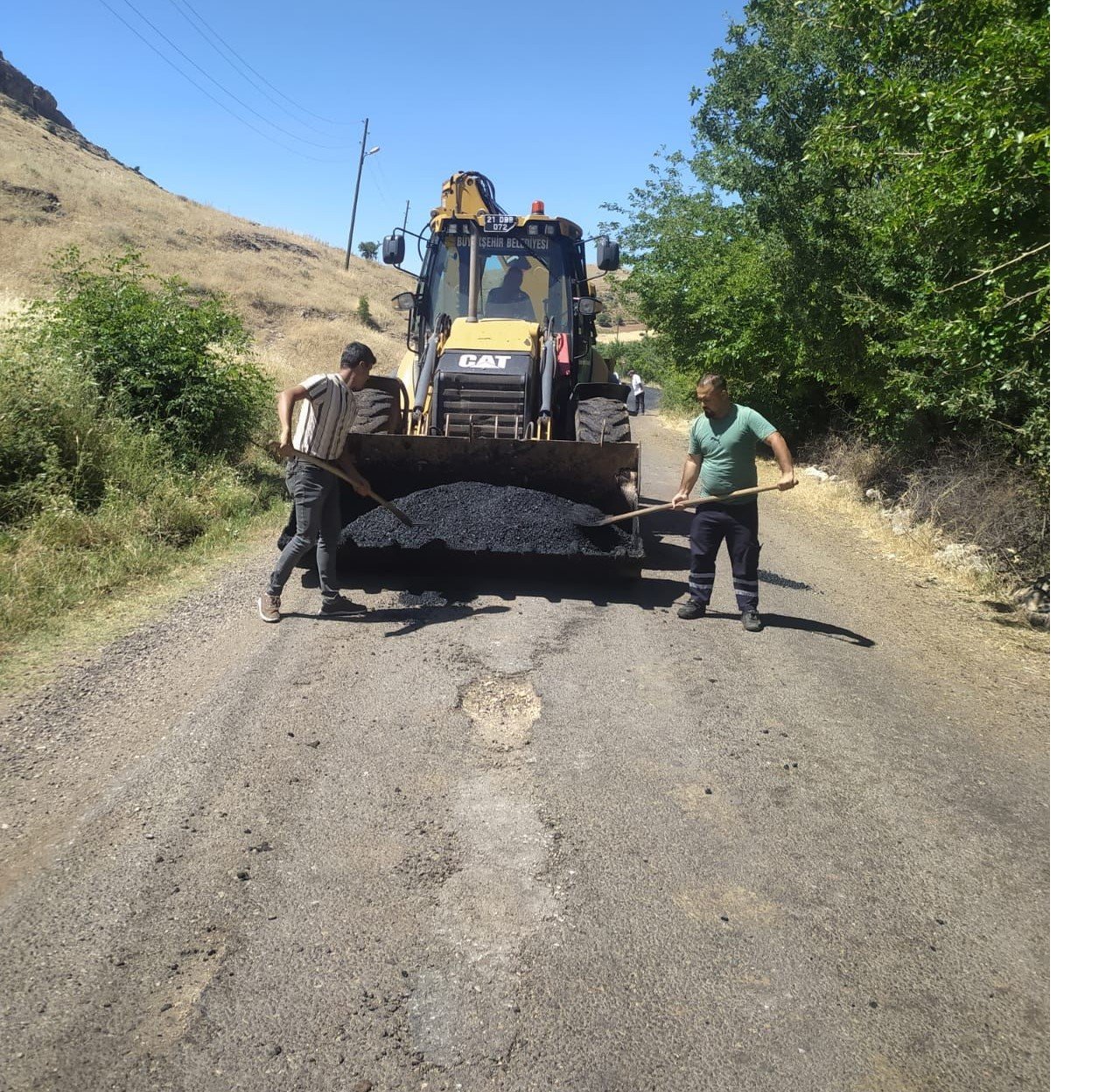 kirsal-mahallelerde-yollar-yenileniyor-2.jpeg