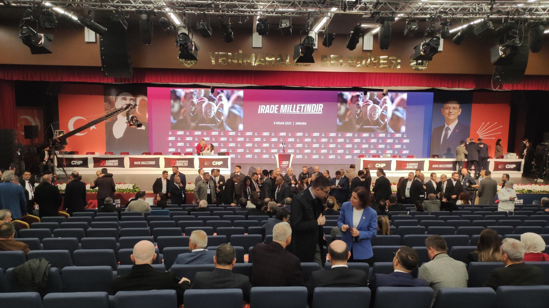 chp-kurultayi-1.jpg