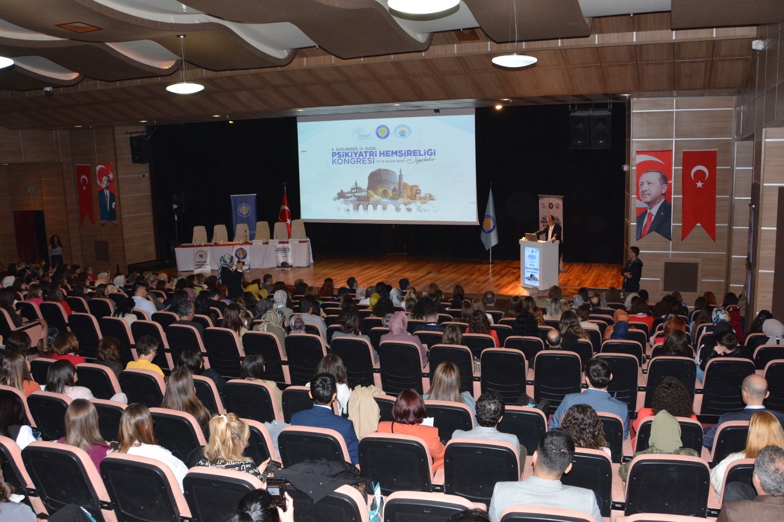 psikiyatri-hemsireligi-kongresi-1.jpg