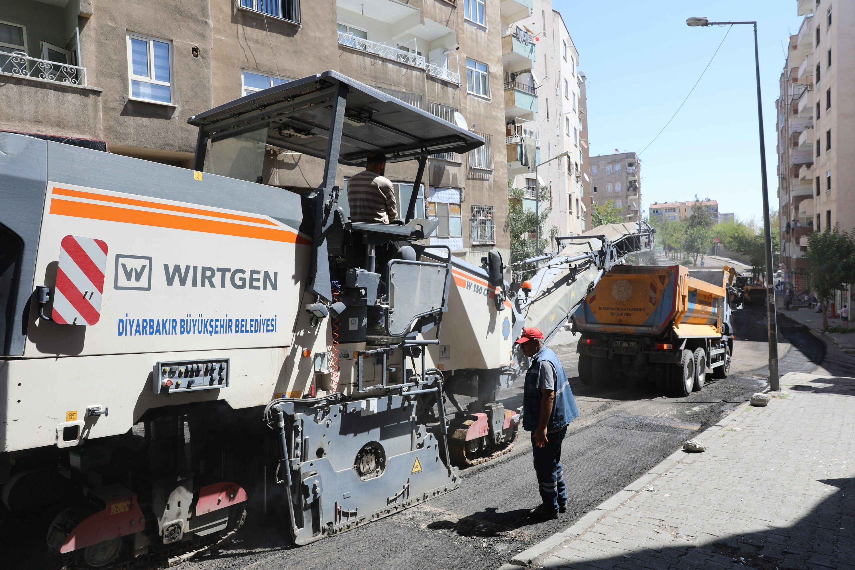 diyarbakir-in-yollalri-yenileniyor-2.jpeg