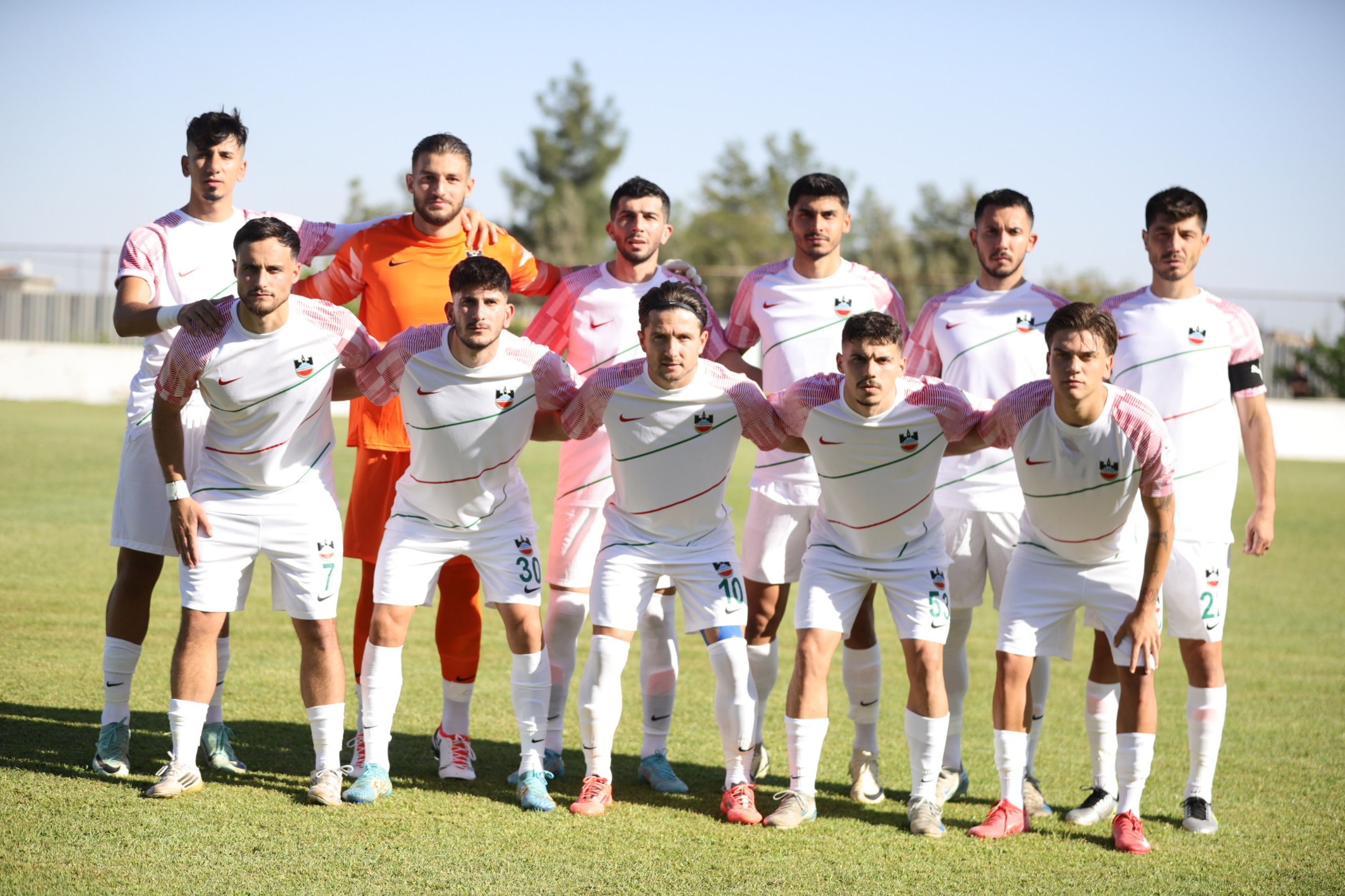diyarbekirspor-osmaniyespordan-3-puan-hedefliyor.jpg