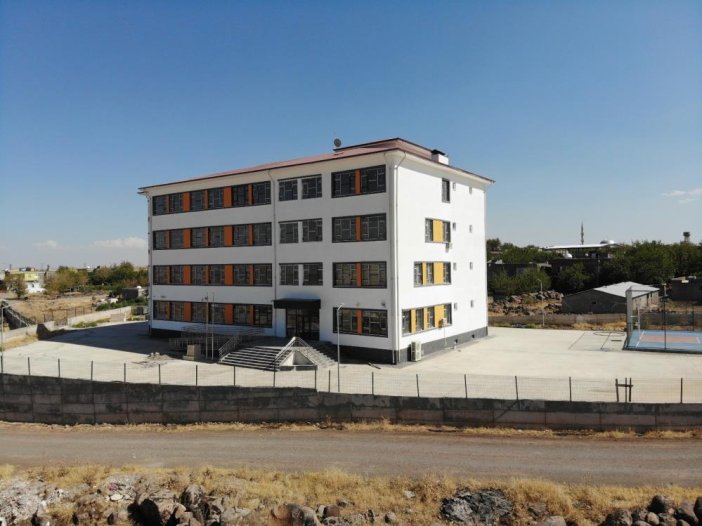 diyarbakirdaki-okullarda-255-milyon-liralik-onarim-yapildi-2.jpg