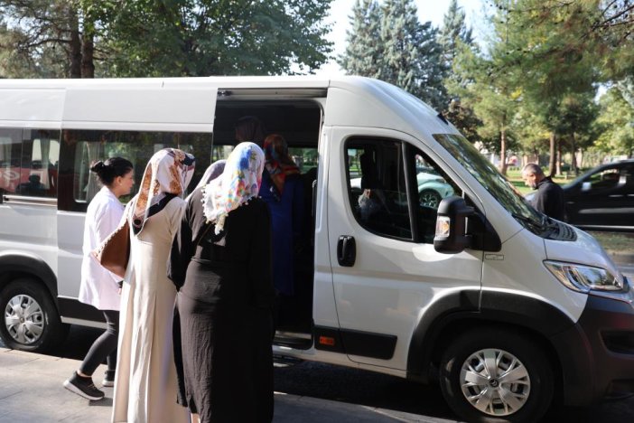 diyarbakirda-kadinlar-meme-kanseri-taramalari-icin-aile-sagligi-merkezine-basvuruyor-2.jpg