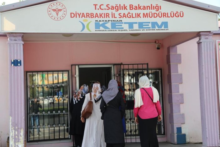 diyarbakirda-kadinlar-meme-kanseri-taramalari-icin-aile-sagligi-merkezine-basvuruyor-3.jpg