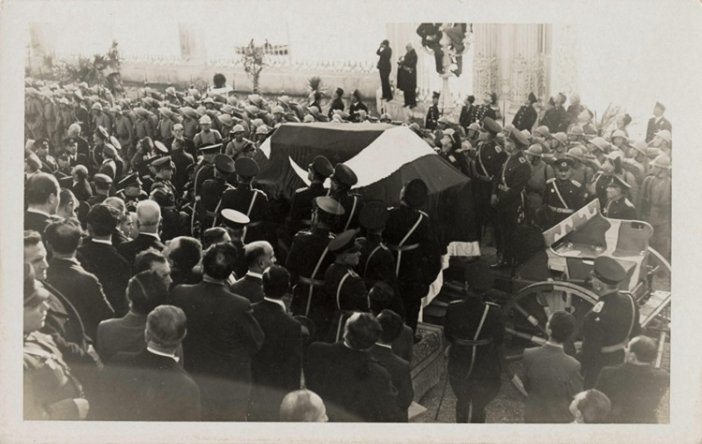 mustafa-kemal-ataturk-2.jpg