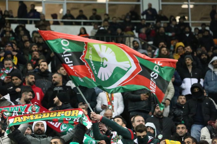 amedspor-sakaryaspor-macina-25-binden-fazla-taraftar-bekleniyor-1.jpeg