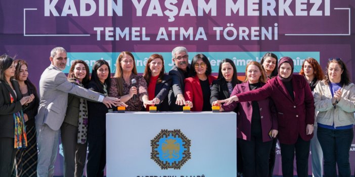 mahabad-kadin-yasam-merkezinin-temeli-atildi.jpg