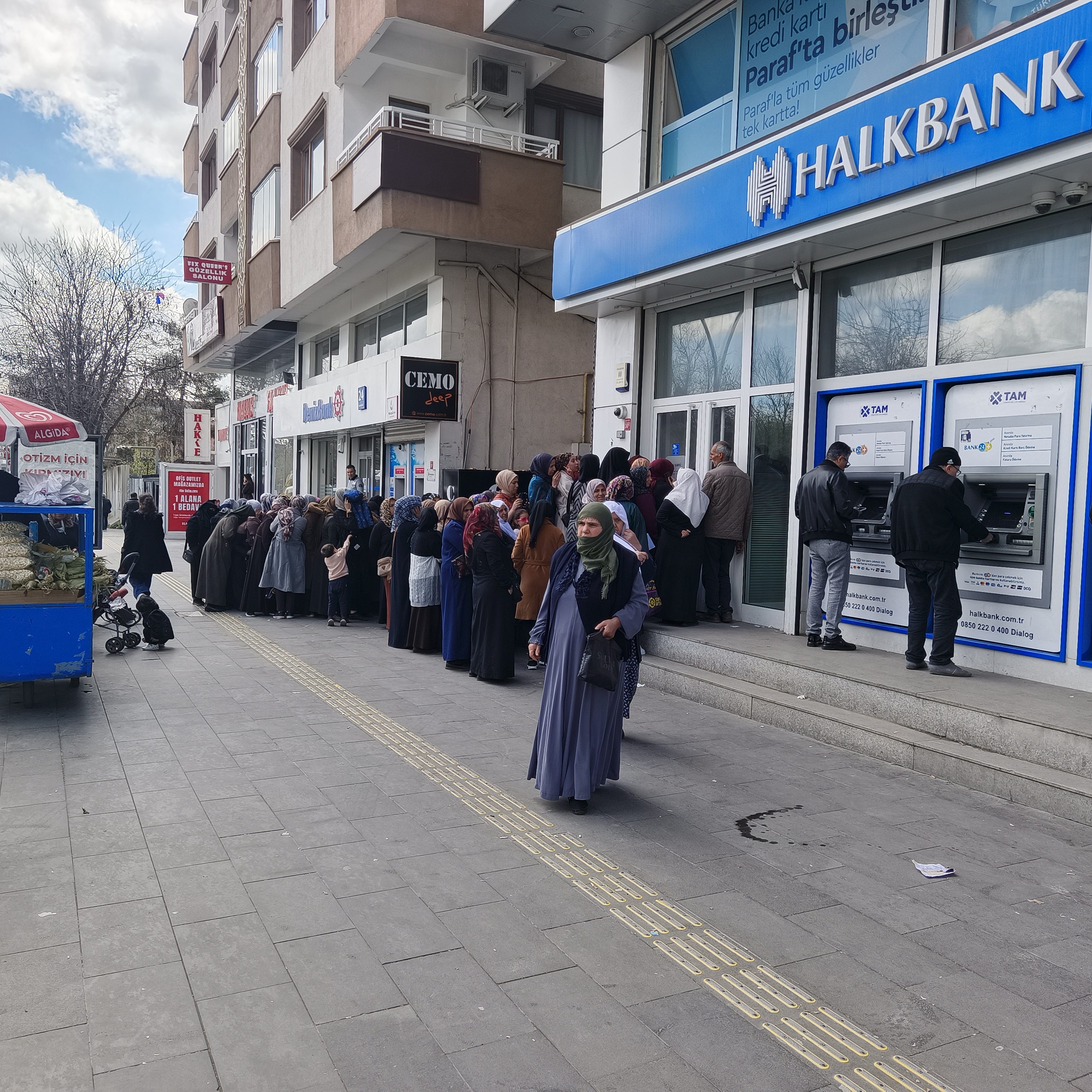 banka-kuyrugu-3.jpeg