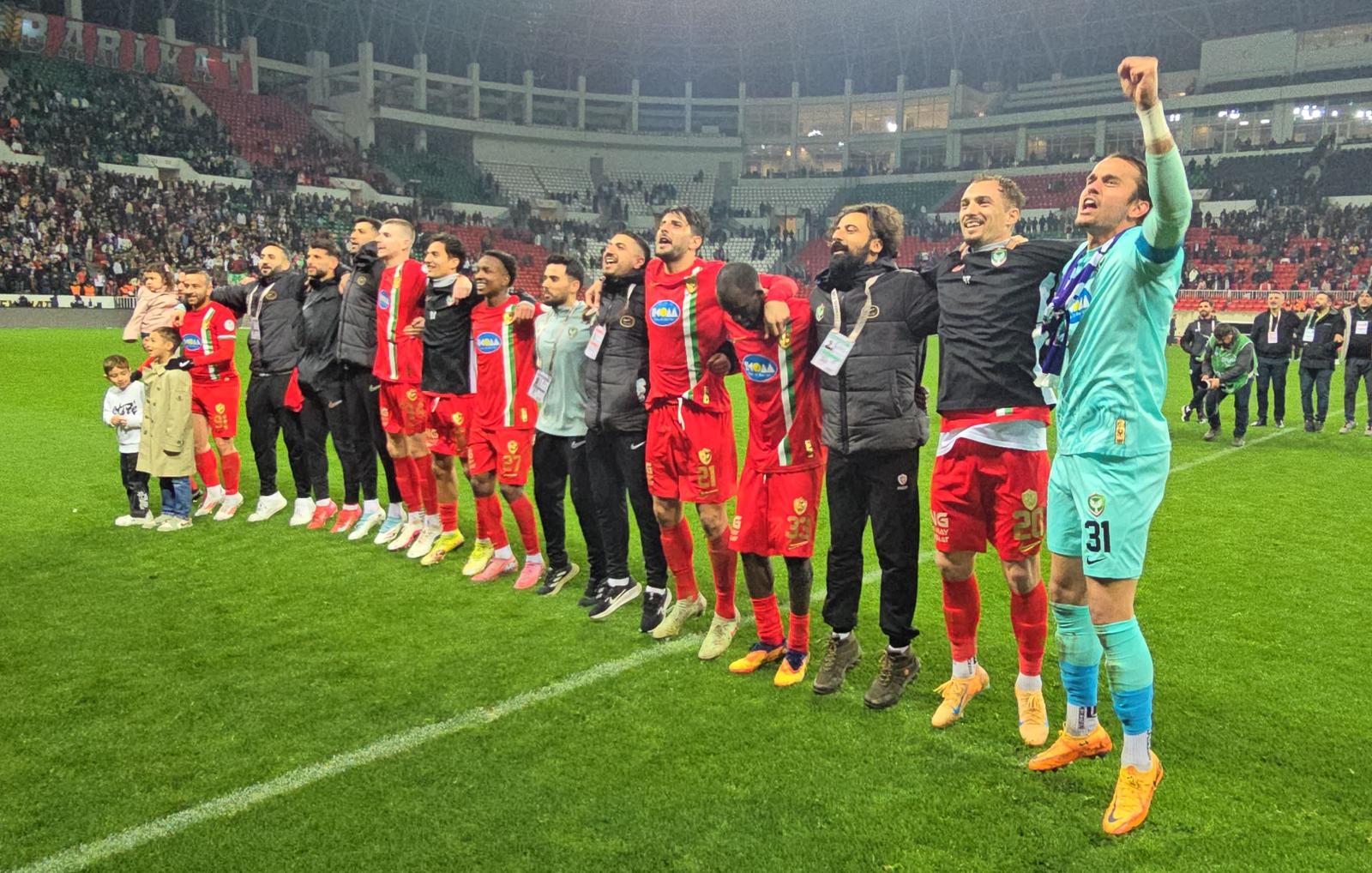 haydi-amedspor-kent-ve-zelal-icin-tam-zamani-2.jpeg