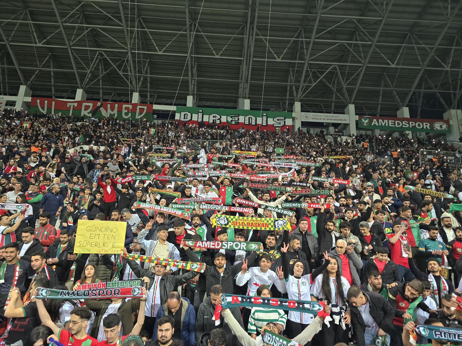 haydi-amedspor-kent-ve-zelal-icin-tam-zamani-8.jpeg