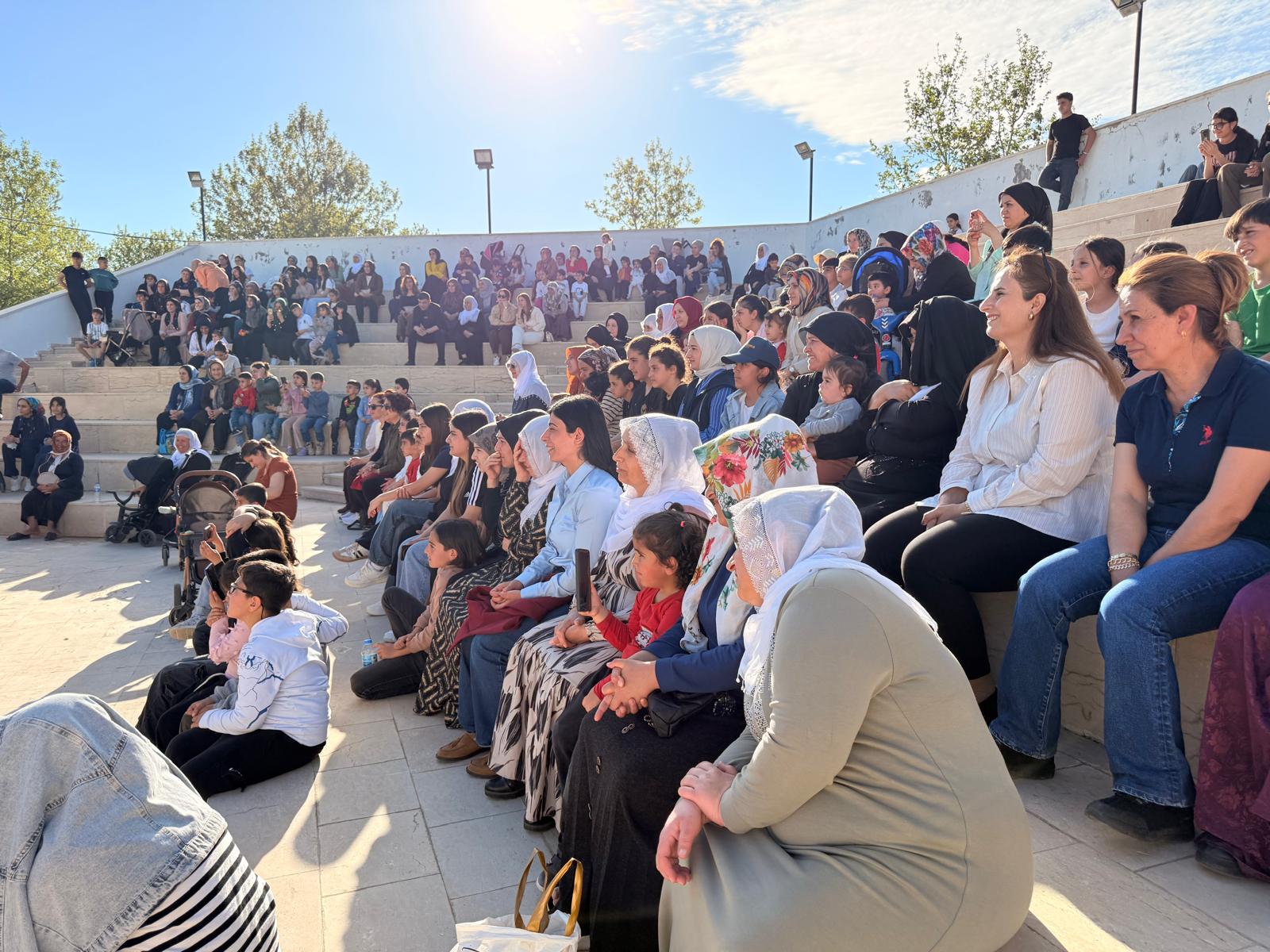 anneler-cinar-belediyesi-etkinliginde-bir-araya-geldi-4.jpeg