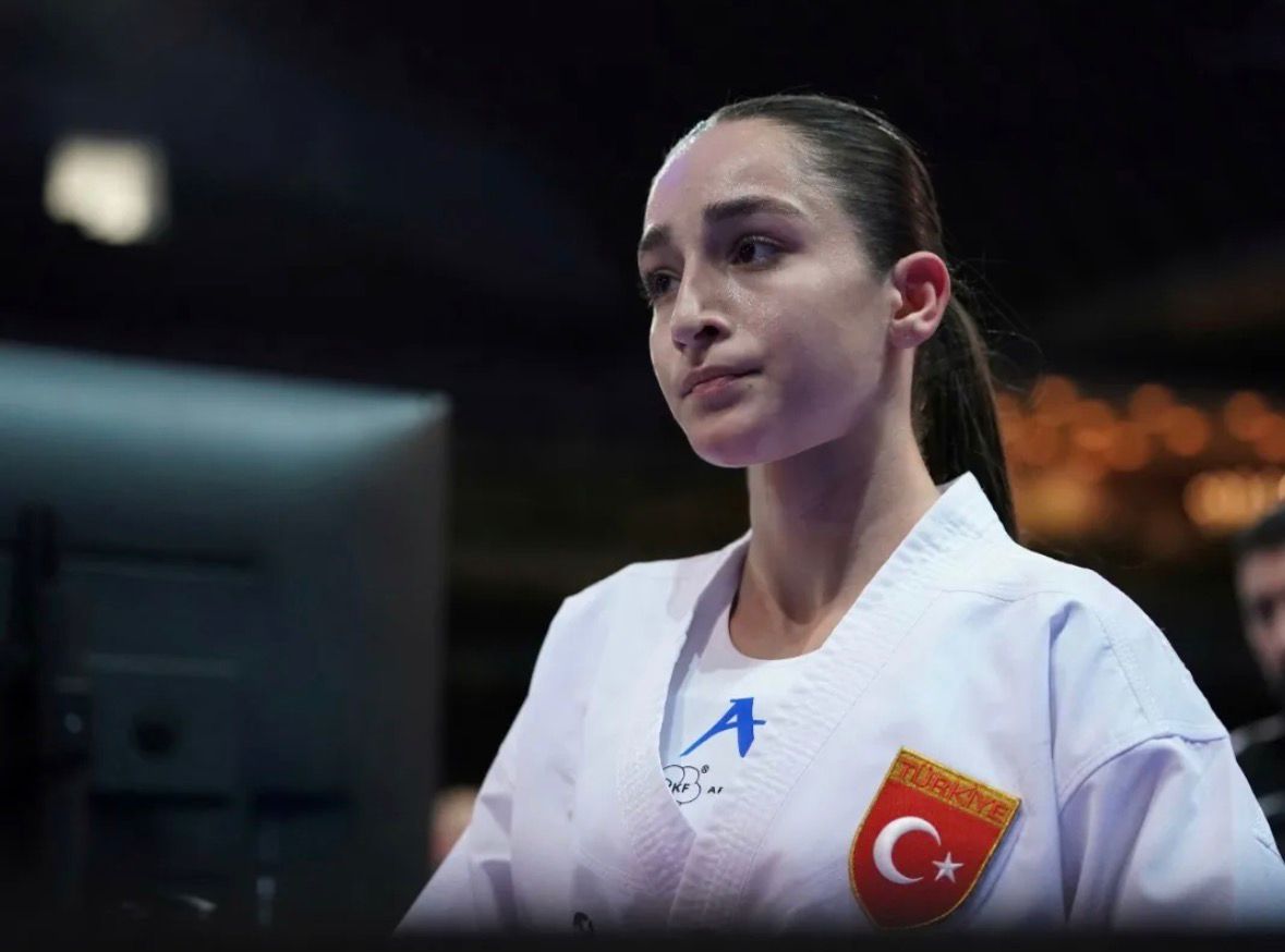diyarbakirli-milli-kareteci-sena-kizilaslan-tedxsur-1.jpg