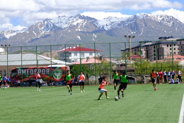 amedspor-secmelerde-durmak-bilmiyor-2.jpg