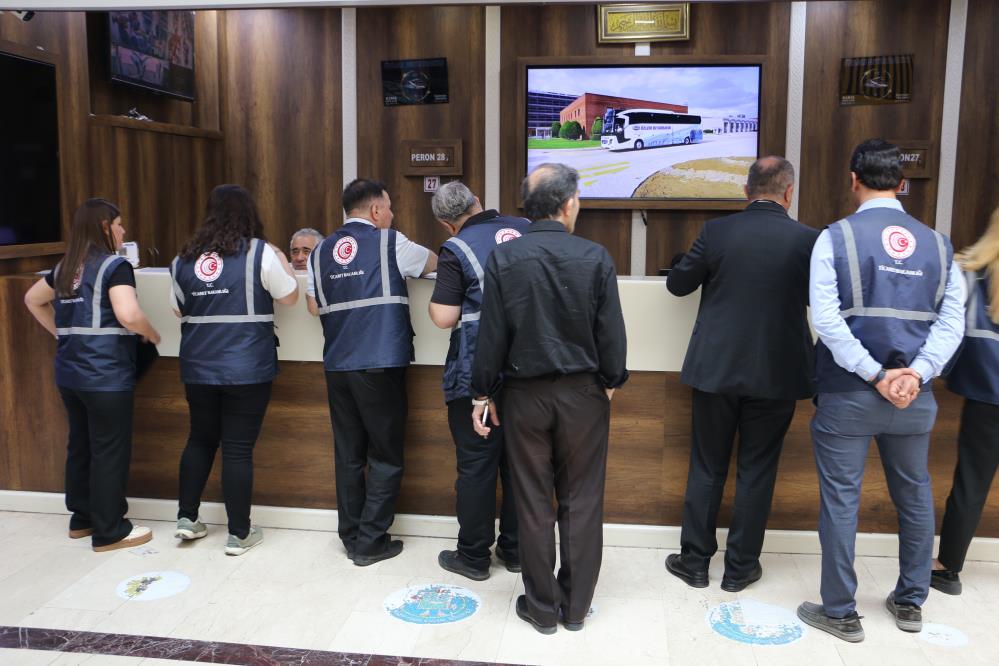 diyarbakir-sehirler-arasi-otobus-terminalinde-bayram-oncesi-fiyat-denetimi-3.jpg