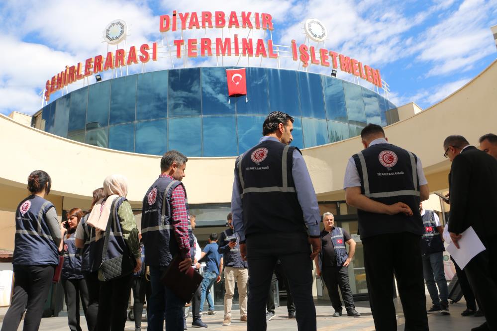 diyarbakir-sehirler-arasi-otobus-terminalinde-bayram-oncesi-fiyat-denetimi.jpg