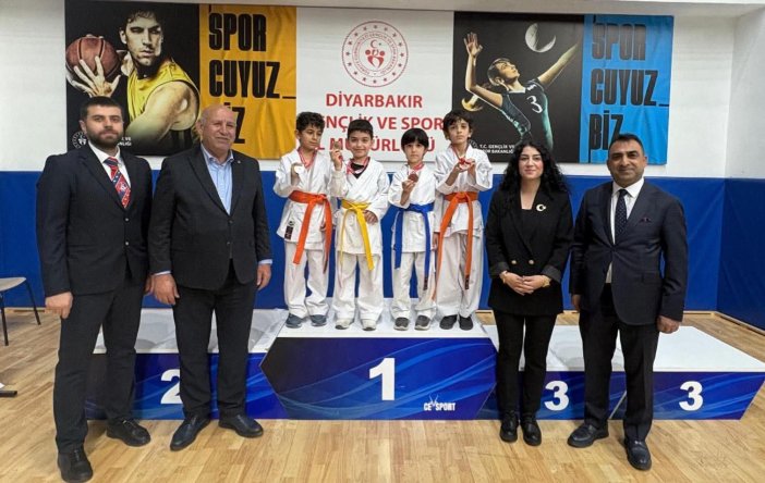 diyarbakirda-19-mayis-karate-turnuvasi-tamamlandi-3.jpeg