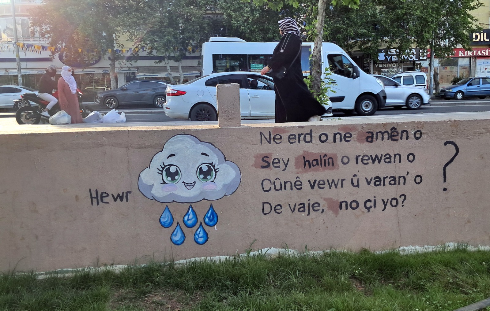 diyarbakirda-kurtce-bilmeceler-duvari-3.jpeg