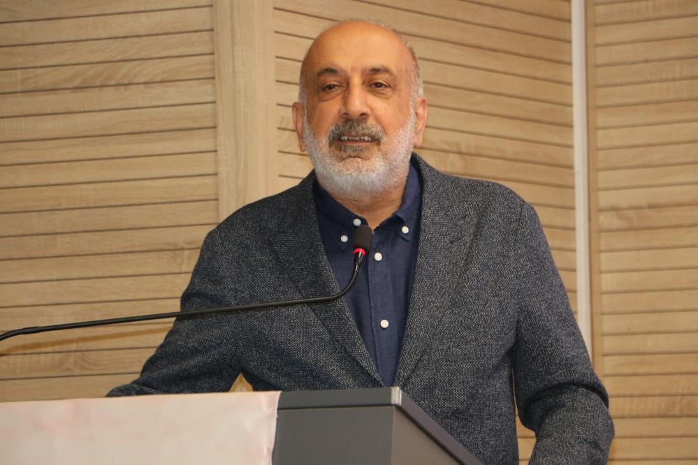 diyarbakirda-optisyenlik-meslek-birligi-egitim-calistayi-duzenlendi-3.jpg
