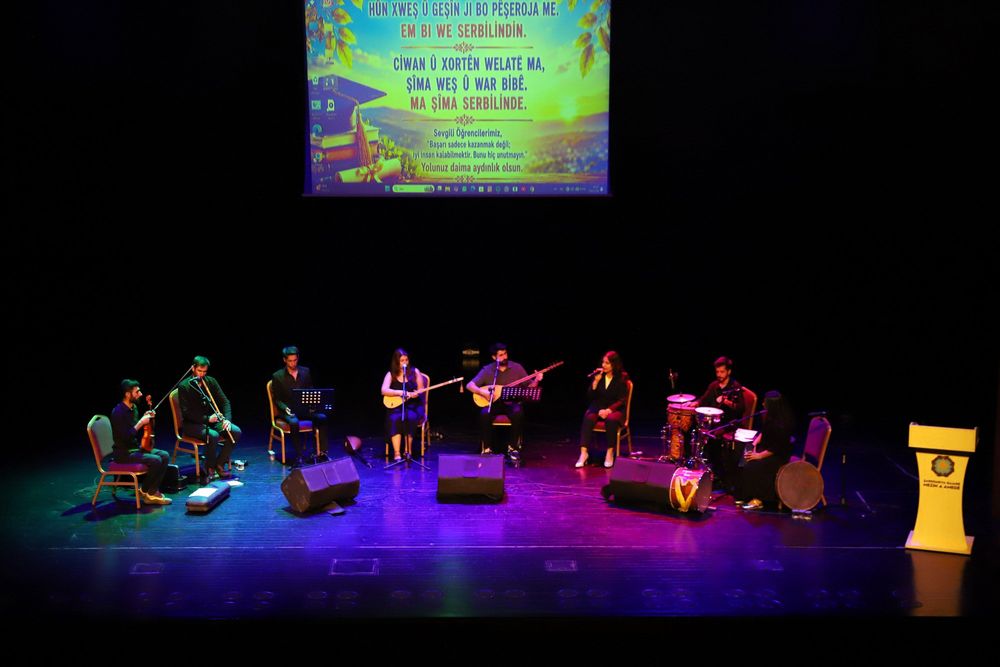 akademi-sur-etut-merkezinde-yilsonu-etkinligi-gerceklestirildi-4.jpeg