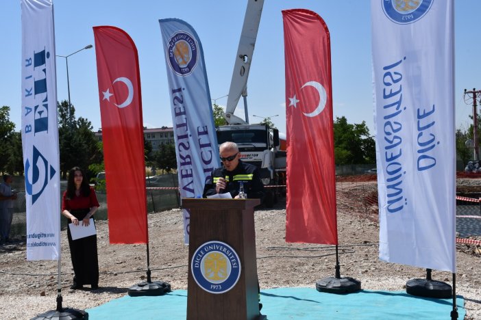 dicle-universitesi-egitim-yatirimlariyla-gelecege-yon-veriyor-4.jpeg