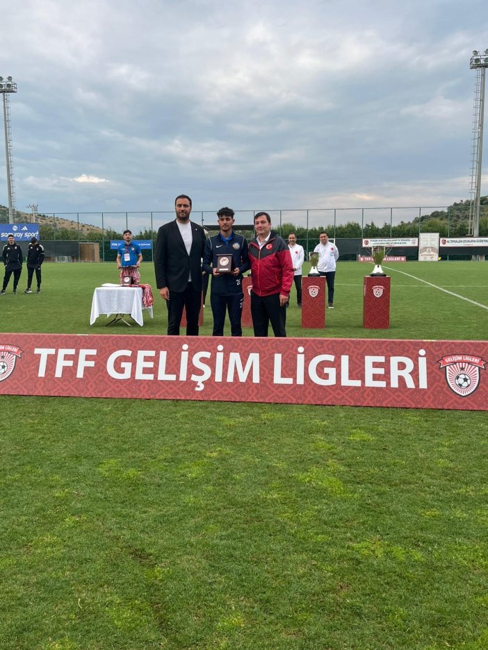 ahmet-suer-hedef-diyarbakiri-avrupada-temsil-etmek-3.jpeg
