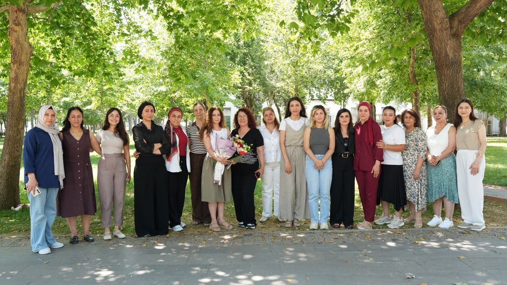 kadinin-insan-haklari-egitim-programi-2.jpg