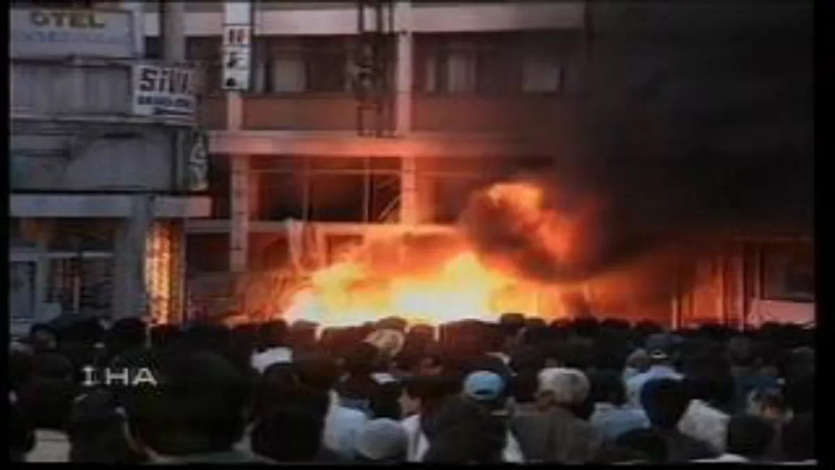 2-temmuz-1993-6.webp