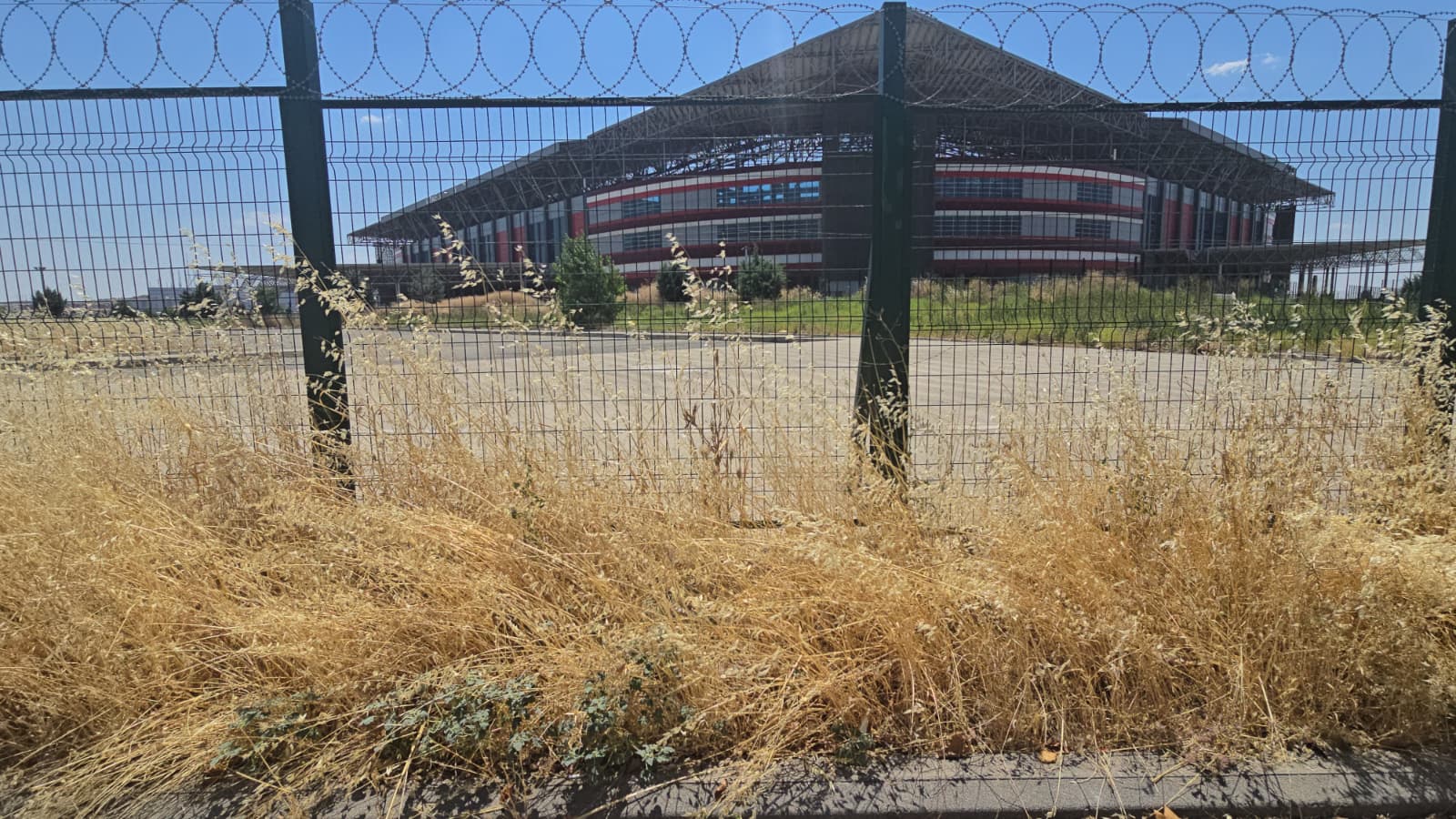 diyarbakir-stadyumu-3.jpg