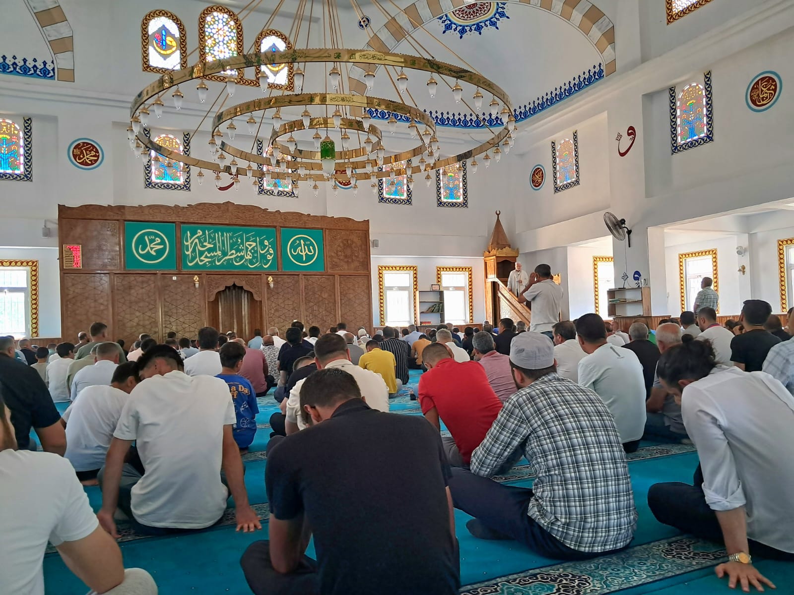 cuma-hutbesinde-ekmek-israfi-ve-su-tuketimi-uyarisi-1.jpg