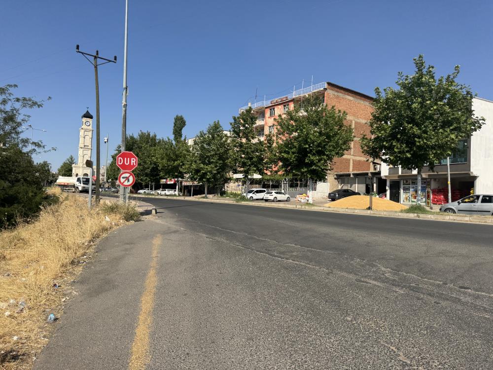 guvenlik-kameralarinin-calismadigini-dusundu-ters-seride-girince-cezayi-yedi.jpg