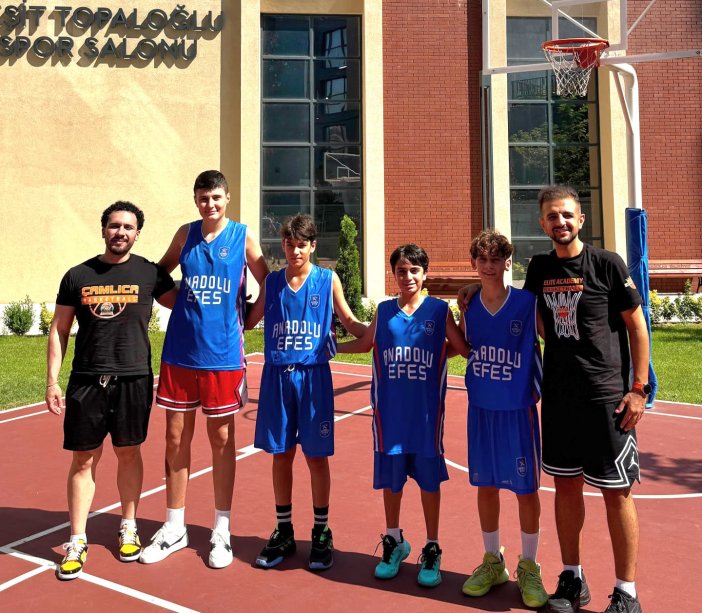 diyarbakir-camlica-basketbol-kulubunden-anadolu-efese-1.jpeg