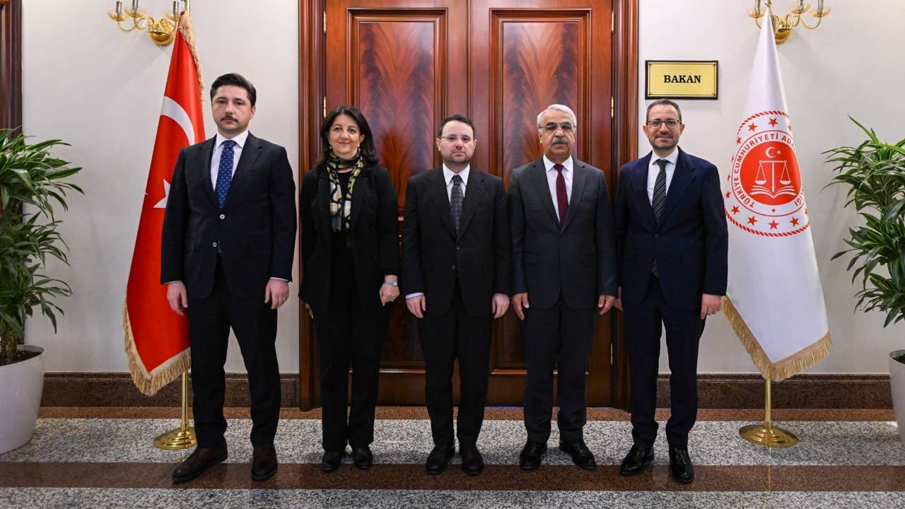 kurt-sorununun-demokratik-cozumunde-yeni-esik.jpeg
