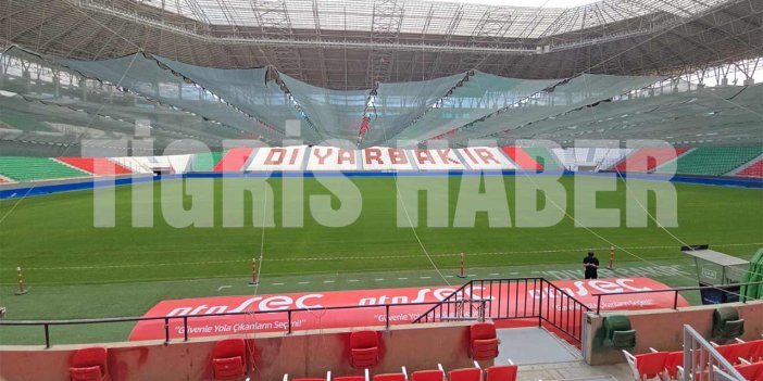 amedspor-trabzonspor-macina-yurt-disindan-turist-akini-logolu-1.jpg