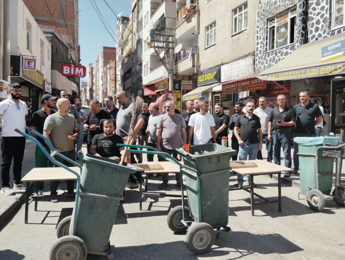 girne-caddesi-esnafi-toz-ve-dumana-isyan-etti-dukkanlarimizi-acamiyoruz-1.jpeg