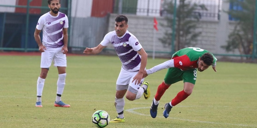 baglar-belediyespor-ilk-devreyi-galibiyetle-bitirdi-(2).jpg