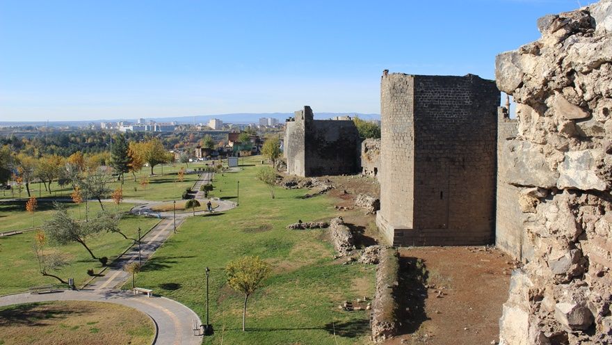 diyarbakir-hafizasi-sur-(2).jpg