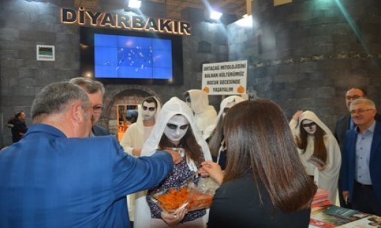 emitt-fuari’nda-3.jpg emitt-fuari’nda-3.jpg