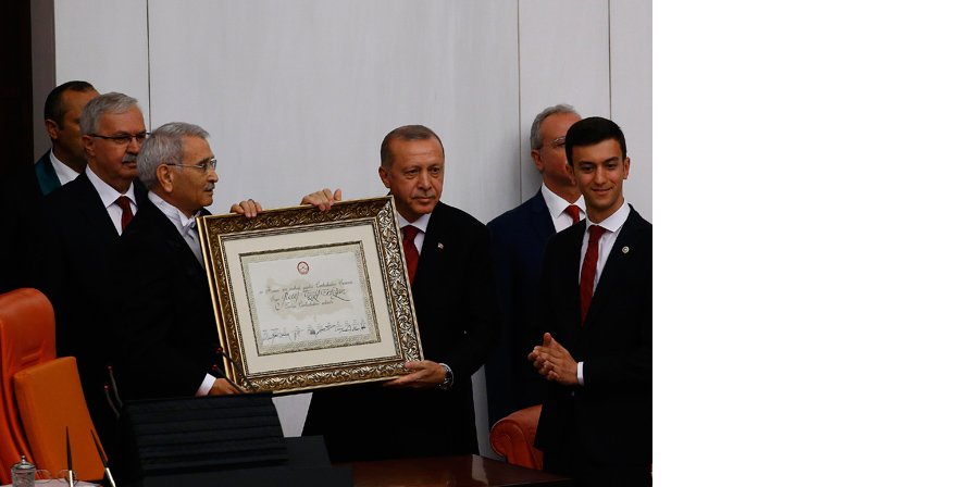 erdogan-yemin-torenijpg1yrhuj2d.jpg