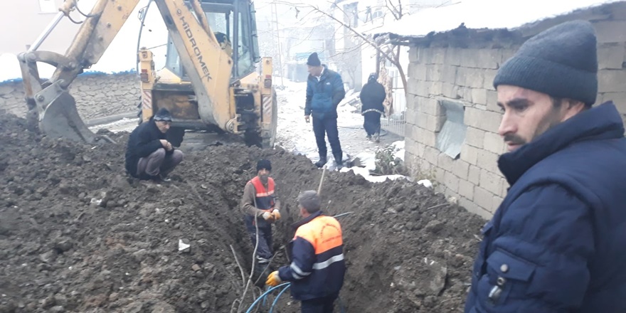 hakkari’de-icme-suyu-calismasi-(2).jpg