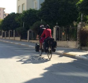 iki-kafadar-3.jpg iki-kafadar-3.jpg